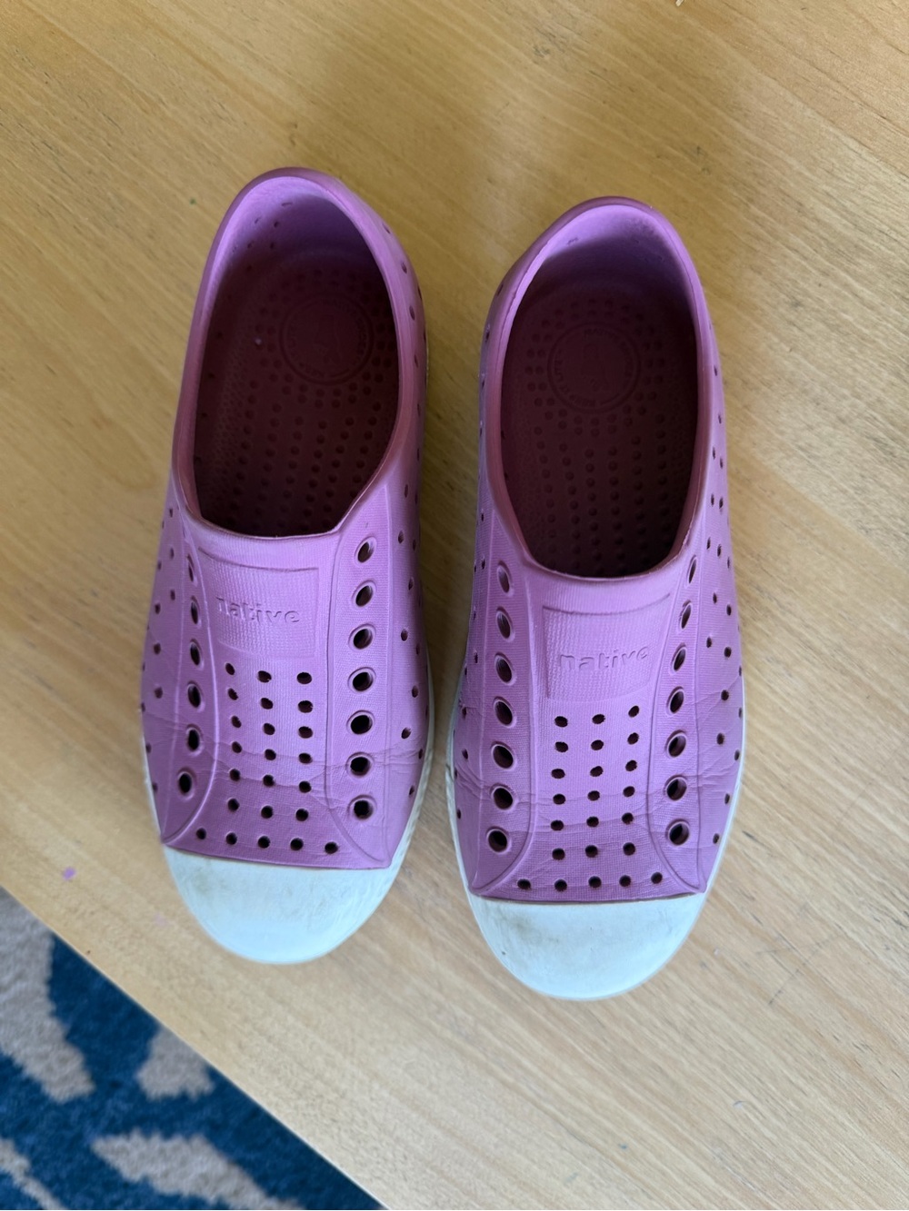Native little Kids 12 plum color shoe
